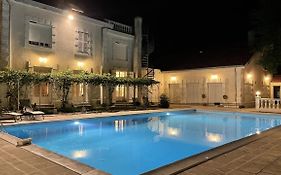 Logis Veles