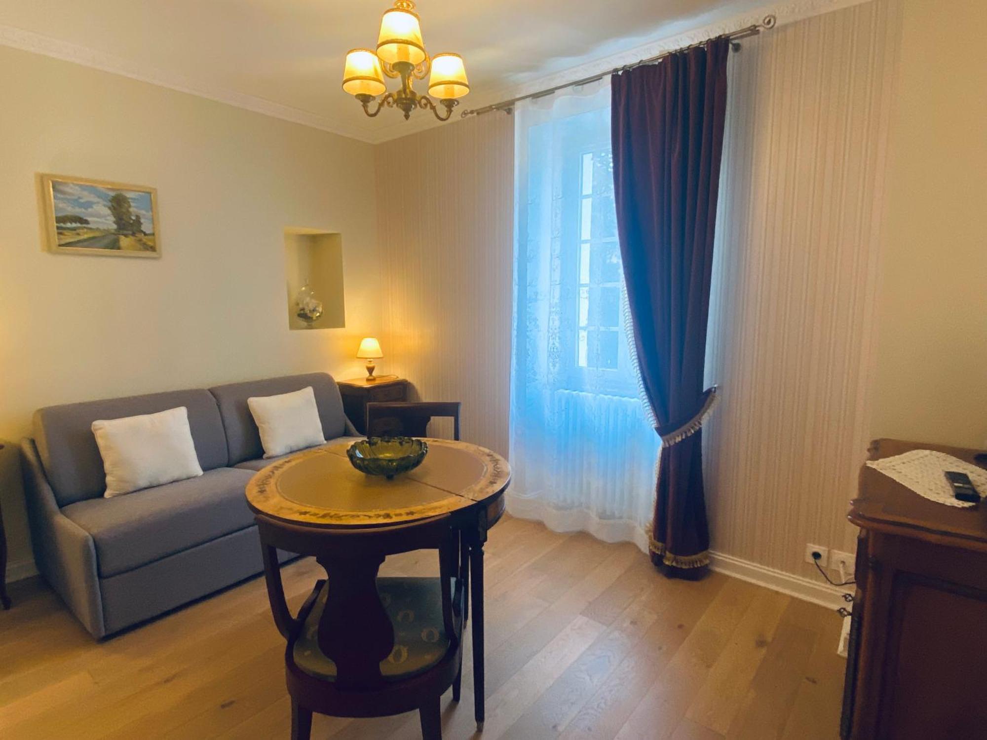 Logis Veles Bed and Breakfast Aubin  Buitenkant foto